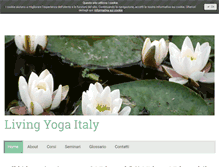 Tablet Screenshot of livingyogait.com